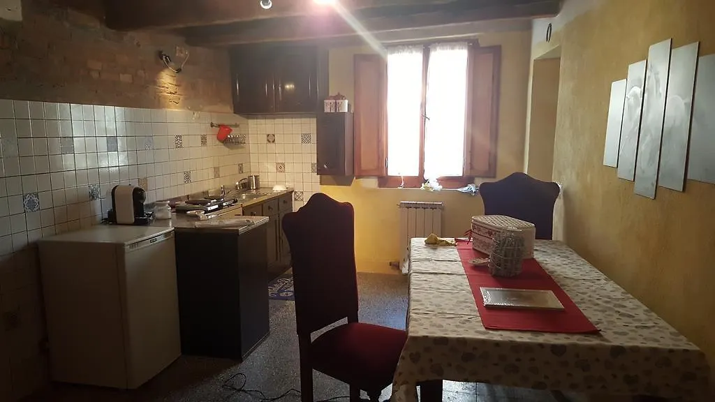 Apartment Appartamento Ferro Di Cavallo Ponte a Tressa Italy