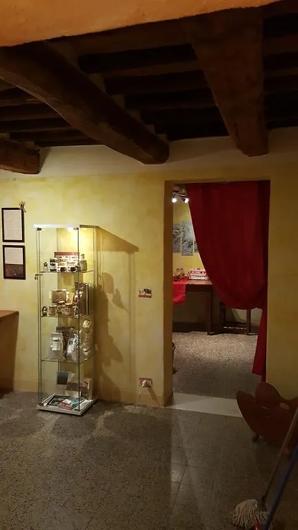 Appartamento Ferro Di Cavallo Ponte a Tressa Italy